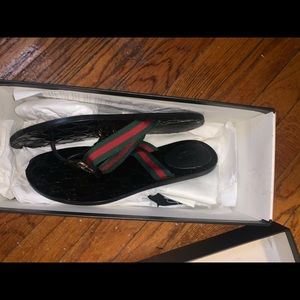 Gucci thong sandals